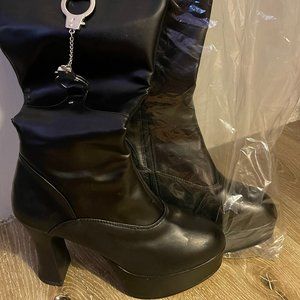 Funtasma Police-203 Black Pump Hand Cuff Platform